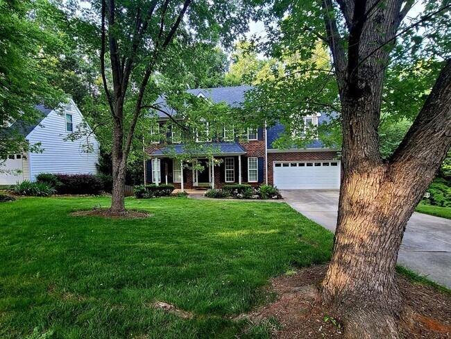 Foto del edificio - Charming and Spacious 4BR House in a Peaceful Cul-de-Sac