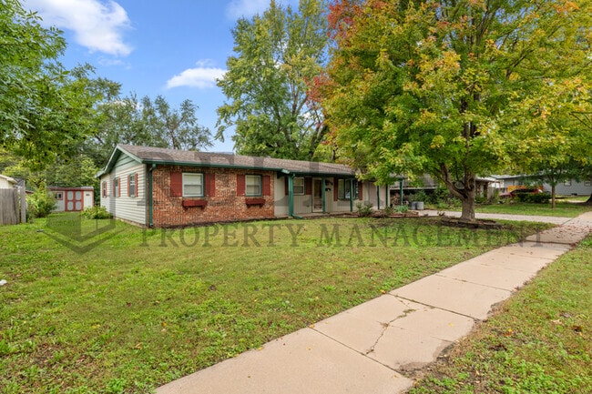 Building Photo - 913 N Wilbur Ln