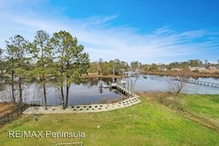 Foto del edificio - 3 br, 3.5 bath House - 833 Poquoson Ave