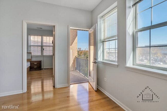 Foto del edificio - 4 br, 2 bath Condo - 3556 S. State 302 Uni...