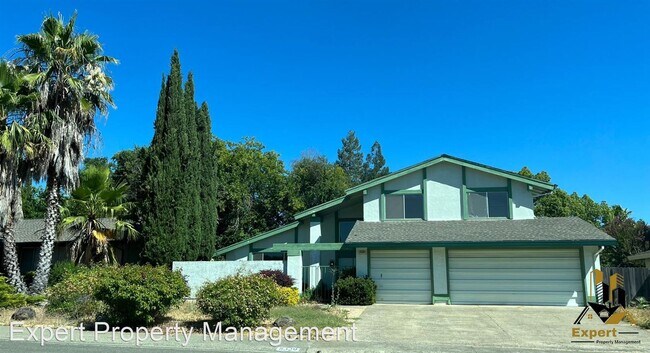 Building Photo - 4 br, 2 bath House - 8329 Canyon Oak Dr