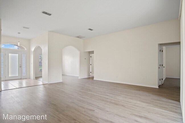 Building Photo - 4 br, 3 bath House - 4540 NW 6th Circle