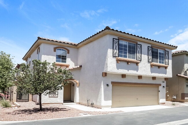 Building Photo - 10890 Avenzano St