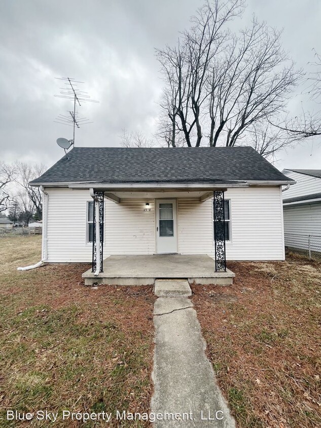Primary Photo - 2 br, 1 bath House - 2918 S. Vine St.