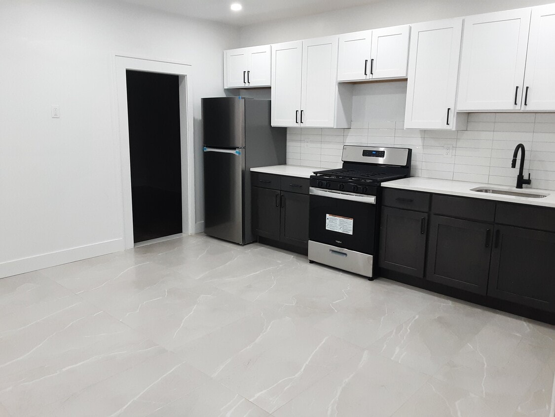 Foto principal - 44 Bross Pl