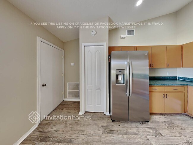 Building Photo - 1721 James Pointe Dr