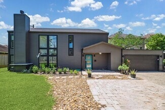 Building Photo - 7703 Bobbitt Ln