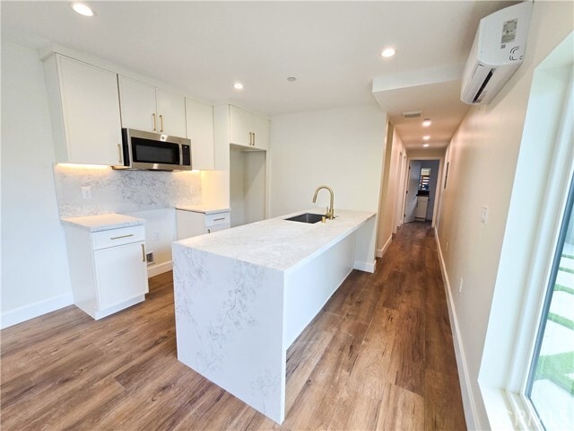 Foto del edificio - 1774 W 37th Pl