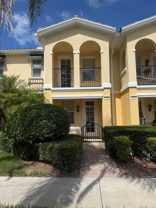 Foto del edificio - For the executive who wants it all, and the couple ready to simplify without settling