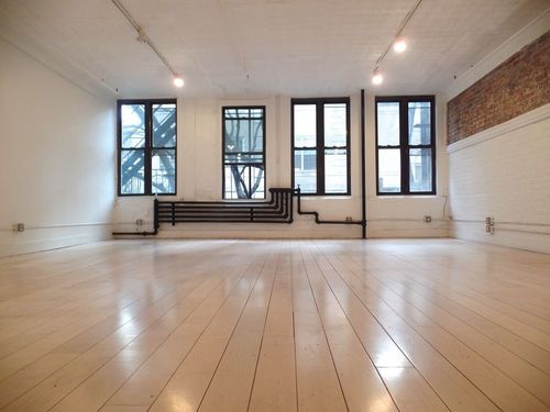Primary Photo - 39 Bleecker St