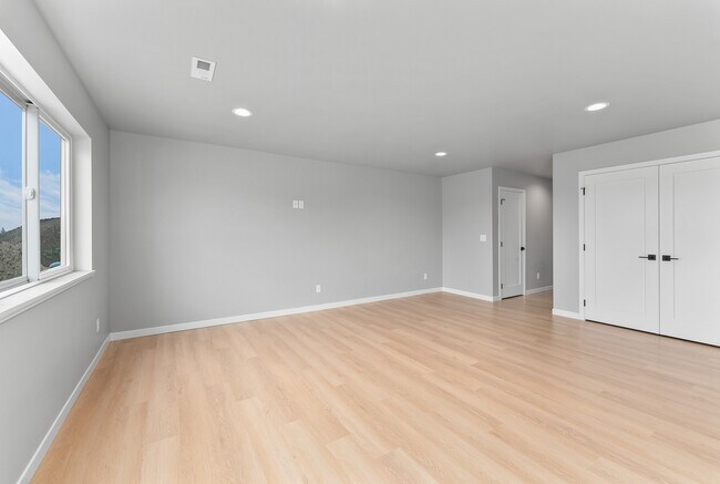 Foto del edificio - 528 Oxford Ave