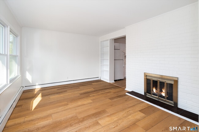 Building Photo - 1329 Stillwater Rd