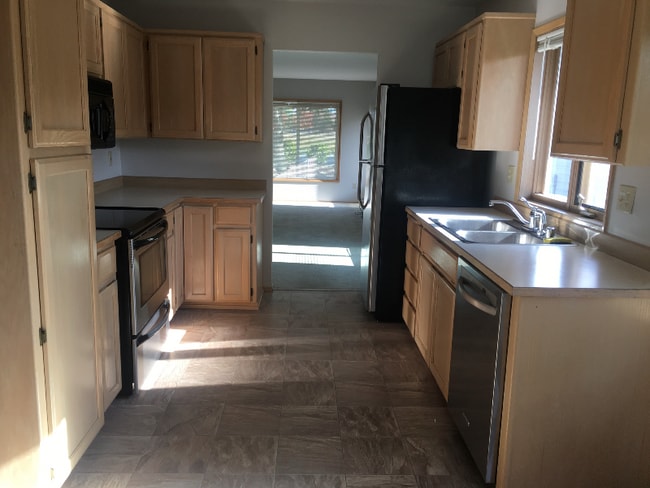 Building Photo - 1250 Northwind Cir