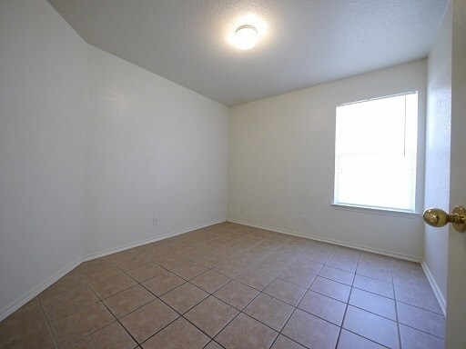 Building Photo - 305 Jeff Gordon Dr