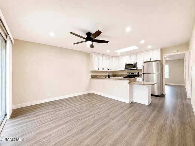 Foto del edificio - 1137 Bright Glen Cir