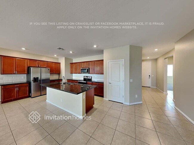 Foto del edificio - 17816 W Daley Ln