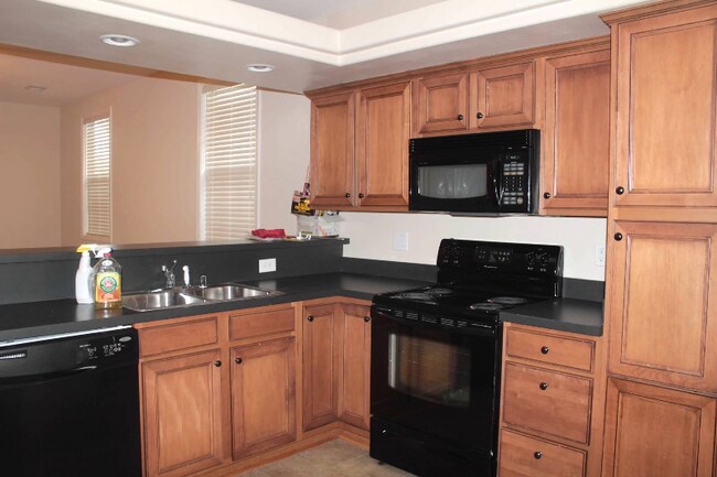 Foto del edificio - 2764 Red Clover Ln