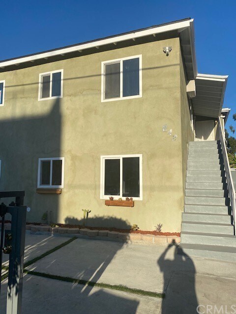 Primary Photo - 242 Rosemont Ave