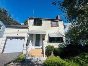 Building Photo - 2709 Watson Blvd