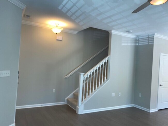 Building Photo - Spence Crossing