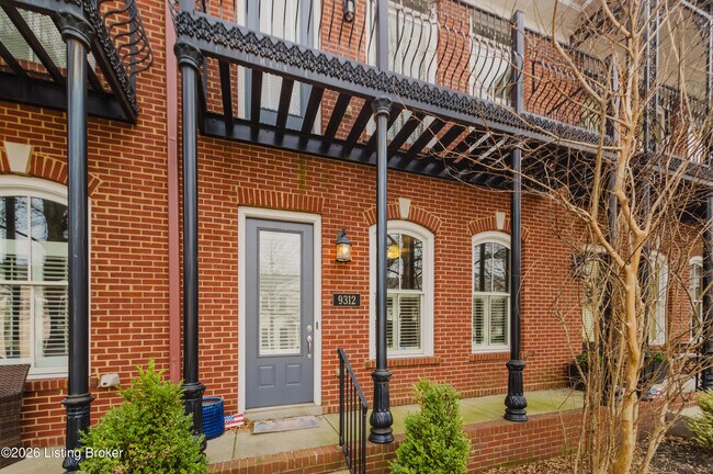 Foto del edificio - 9312 Norton Commons Blvd