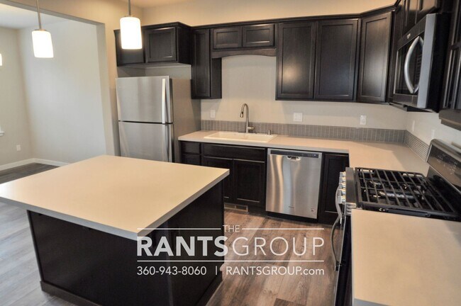 Building Photo - 3 br, 2.5 bath House - 6229 Patio St SW