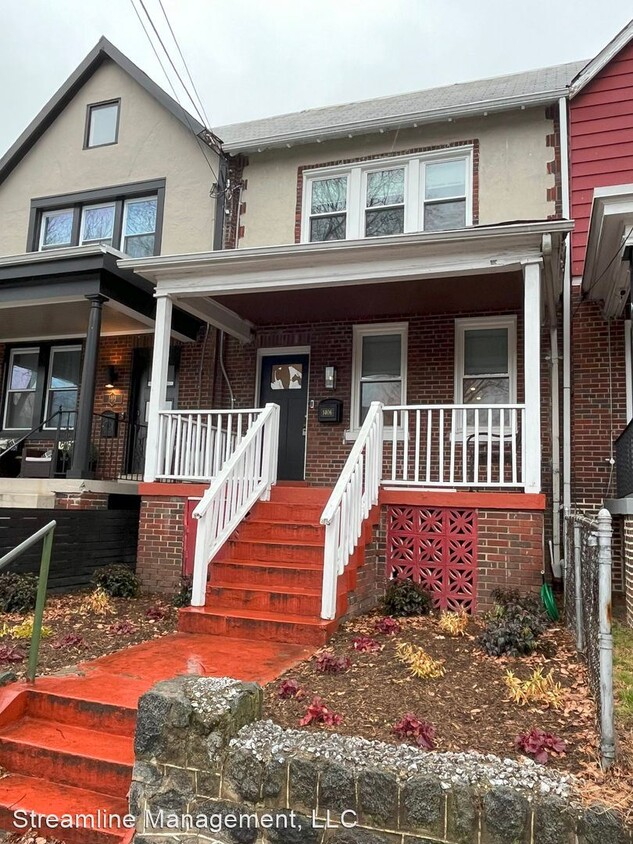 Primary Photo - 3 br, 2.5 bath House - 1406 S Street SE