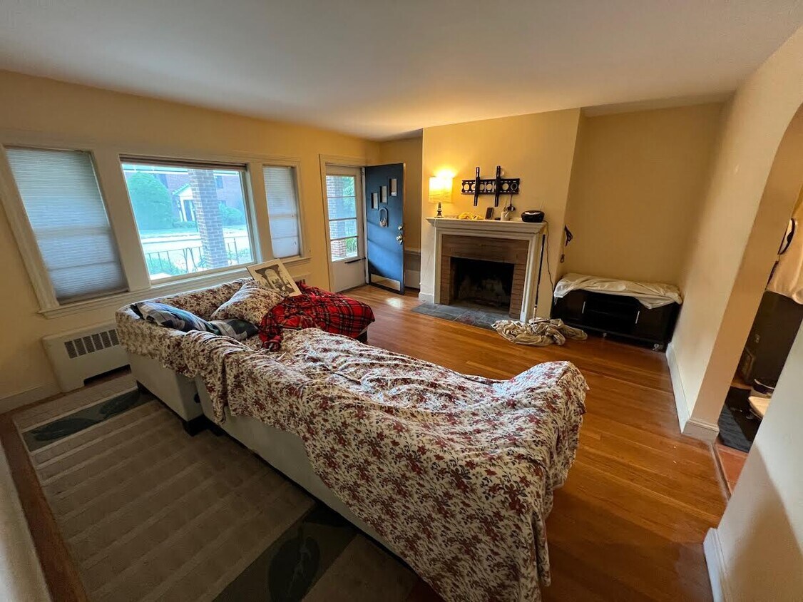 Foto principal - 269 Lexington St