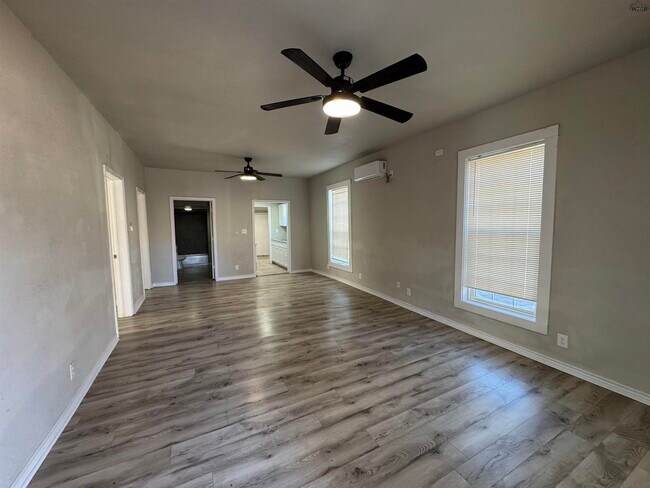 Foto del edificio - 1904 Grant St