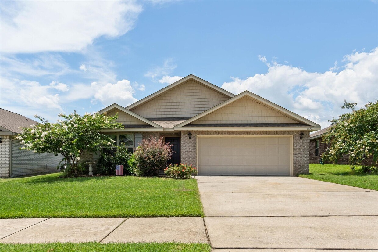 Foto principal - 34505 Paisley Ave