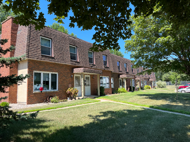 Building Photo - 810-824 Ronell St