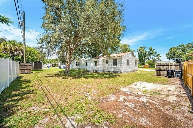 Foto del edificio - 408 61st Ave NE
