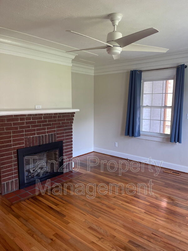 Building Photo - 1515 30th St