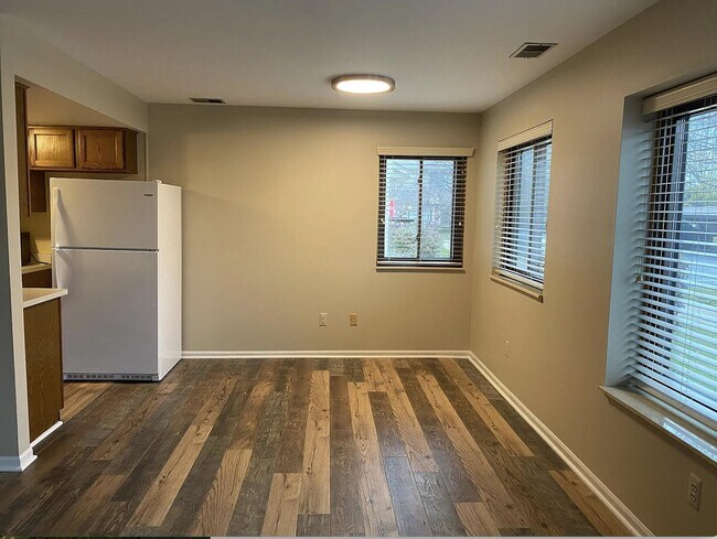 Foto del edificio - 27729 Harrison Woods Ln