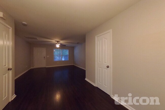 Building Photo - 4312 Houldsworth Dr