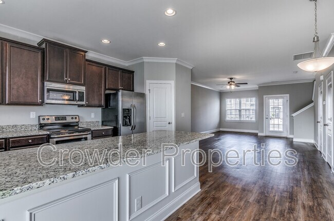 Foto del edificio - 364 Halton Crossing Dr SW