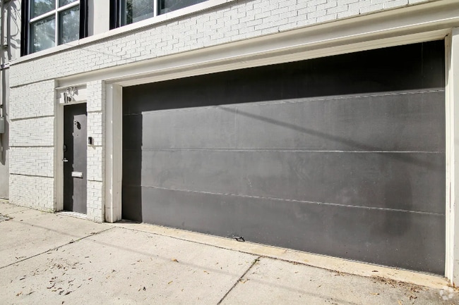 Building Photo - 574 Marietta St NW