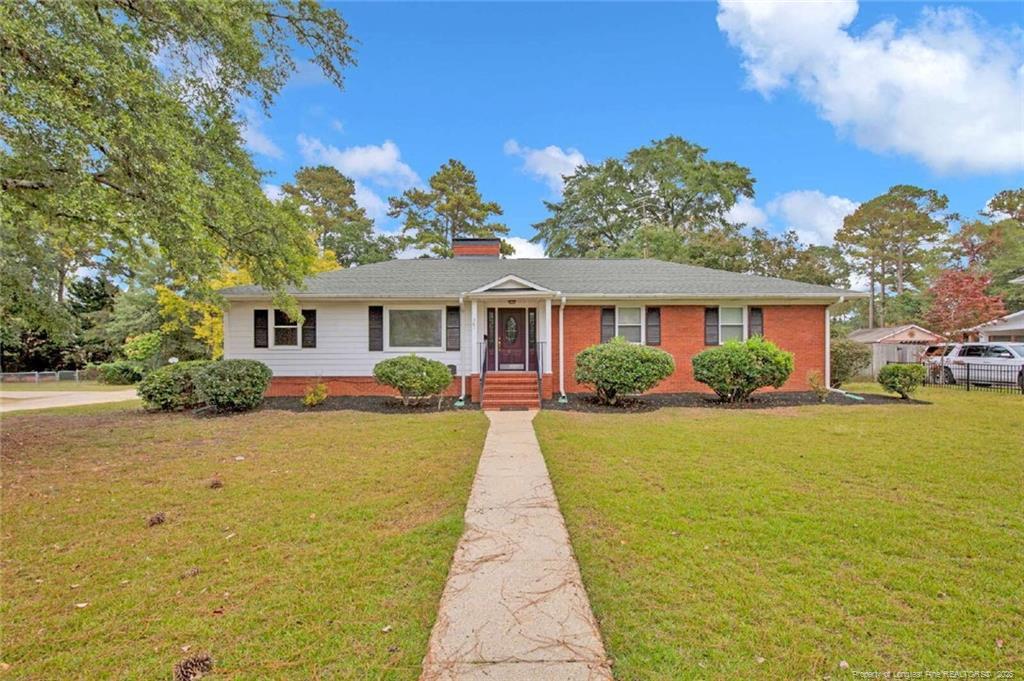 Foto principal - 301 Fairfield Rd