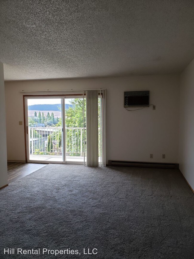 Foto del edificio - 2 br, 1 bath Apartment - 215 W Taylor Ave.