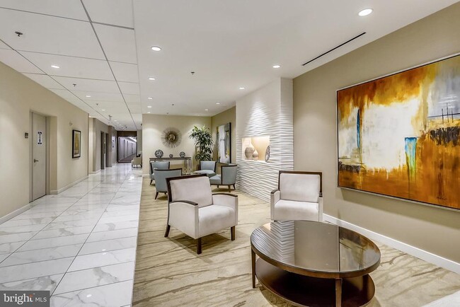Foto del edificio - 5101 River Rd