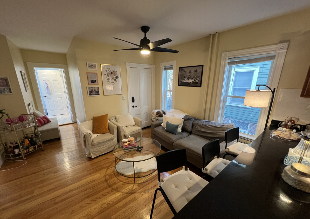 Primary Photo - 42 Gorham St