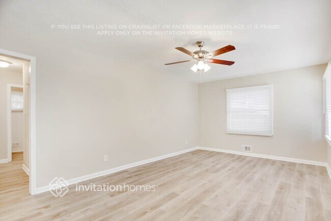 Building Photo - 1873 Shamrock Dr