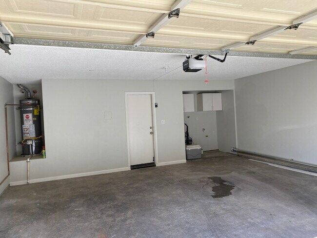 Building Photo - 3818 Durfee Ave
