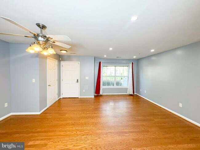 Foto del edificio - 1632 Briarview Ct