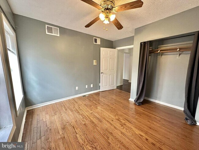 Foto del edificio - 2015 S Lincoln St