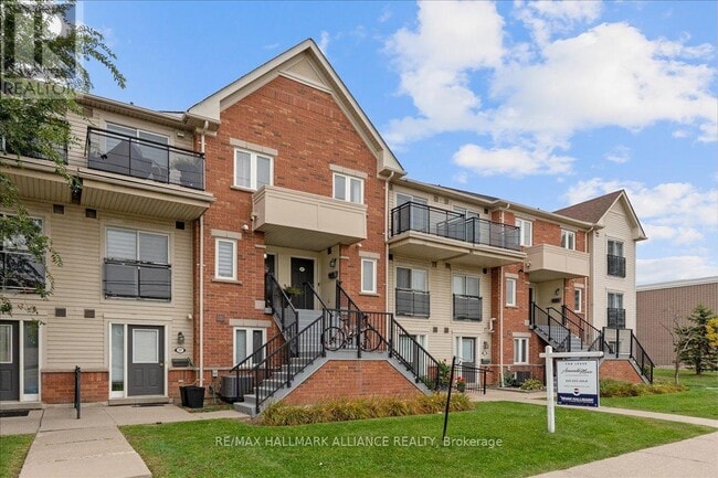 Building Photo - 4620 Guildwood Way