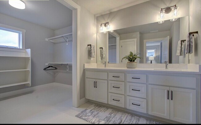 Foto del edificio - 12051 NE 109th St