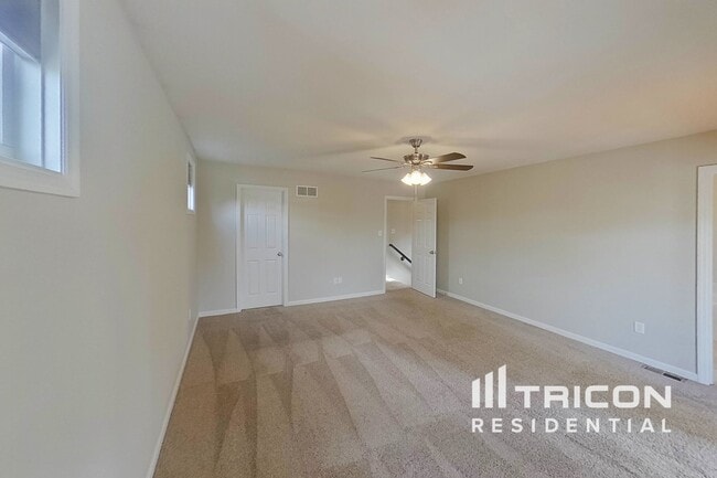 Building Photo - 6024 New Town Dr