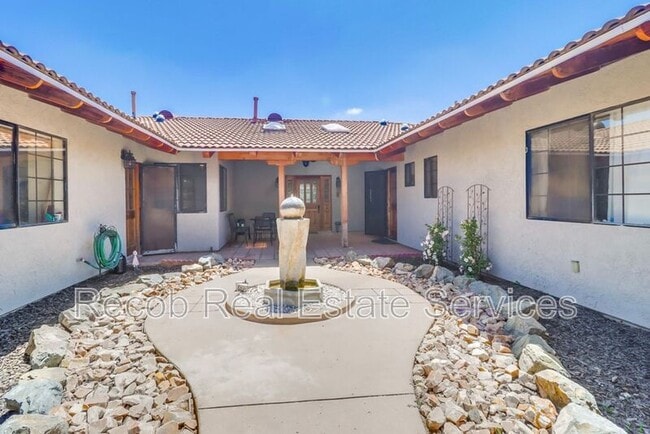 Building Photo - 3289 Altoro Ln