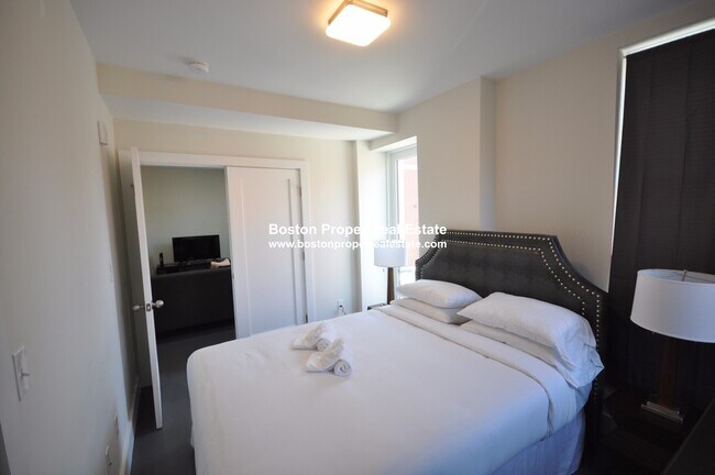 Foto del edificio - 659 Massachusetts Ave